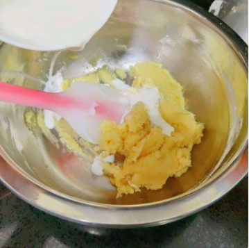 簡約款小清新奶油蛋糕，簡單易做，好吃又好看